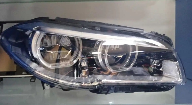Фар для BMW F10